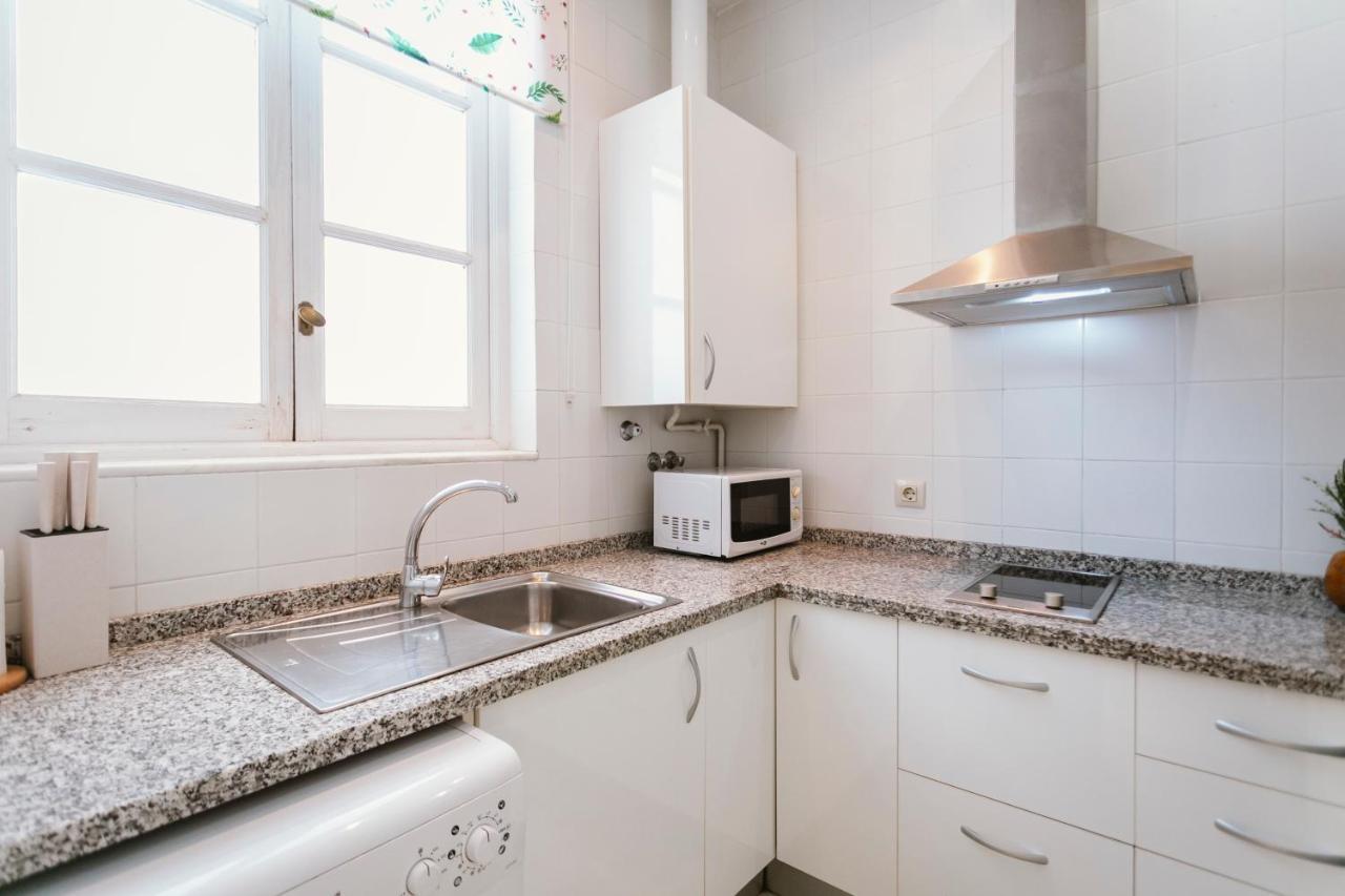 Bright And Cozy-1bd 1bth & 2bd 1bth- La Giralda Apartment