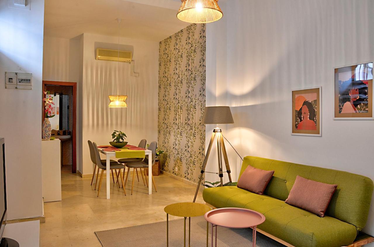 Apartamento Calle Feria Apartamento *