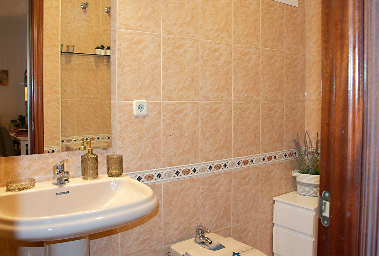 Apartamento Calle Feria Apartamento *