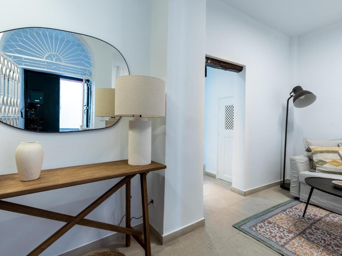 Unique Homes La Juderia Parking & Jacuzzi * Seville