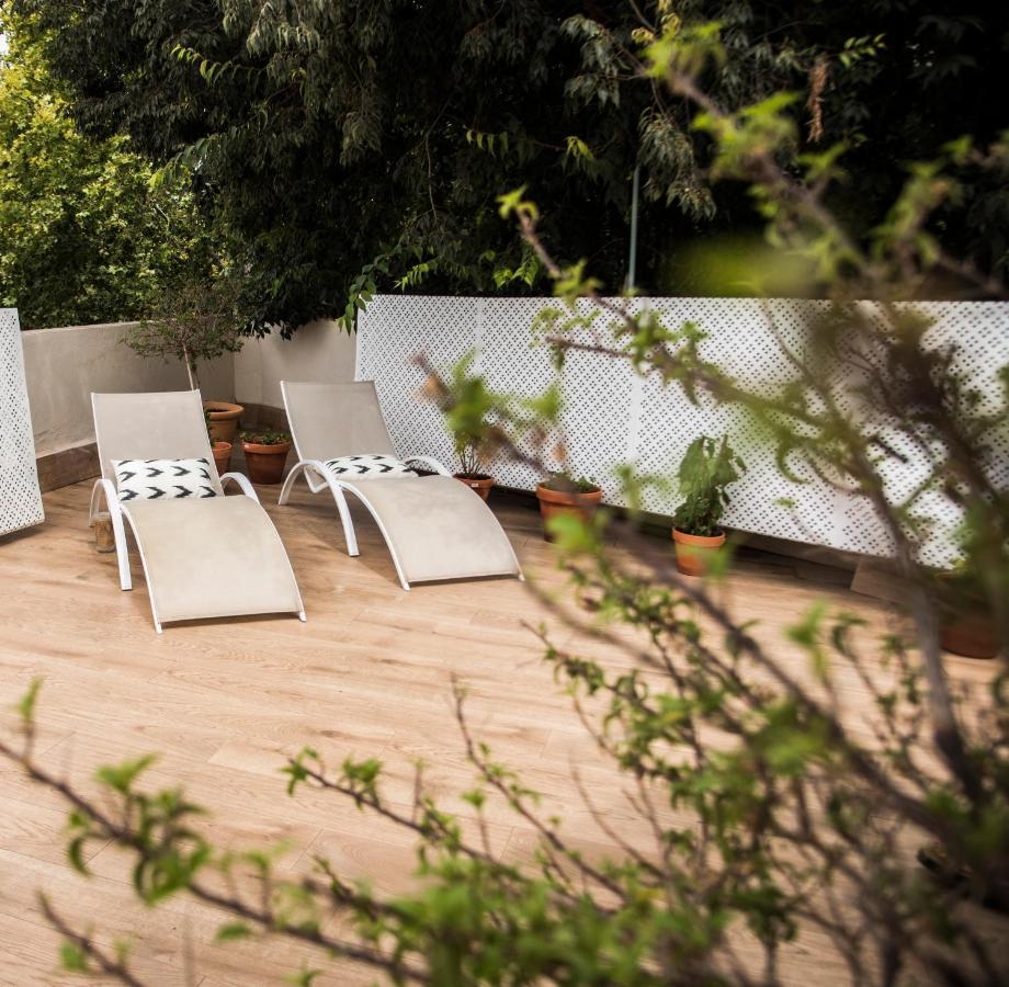 Nuea Alameda Guest house