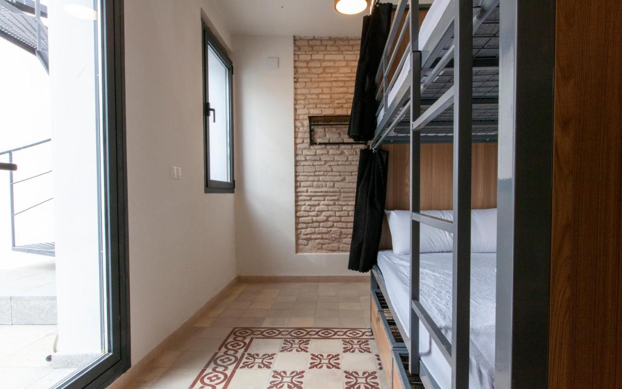 Ibarra Hostal *