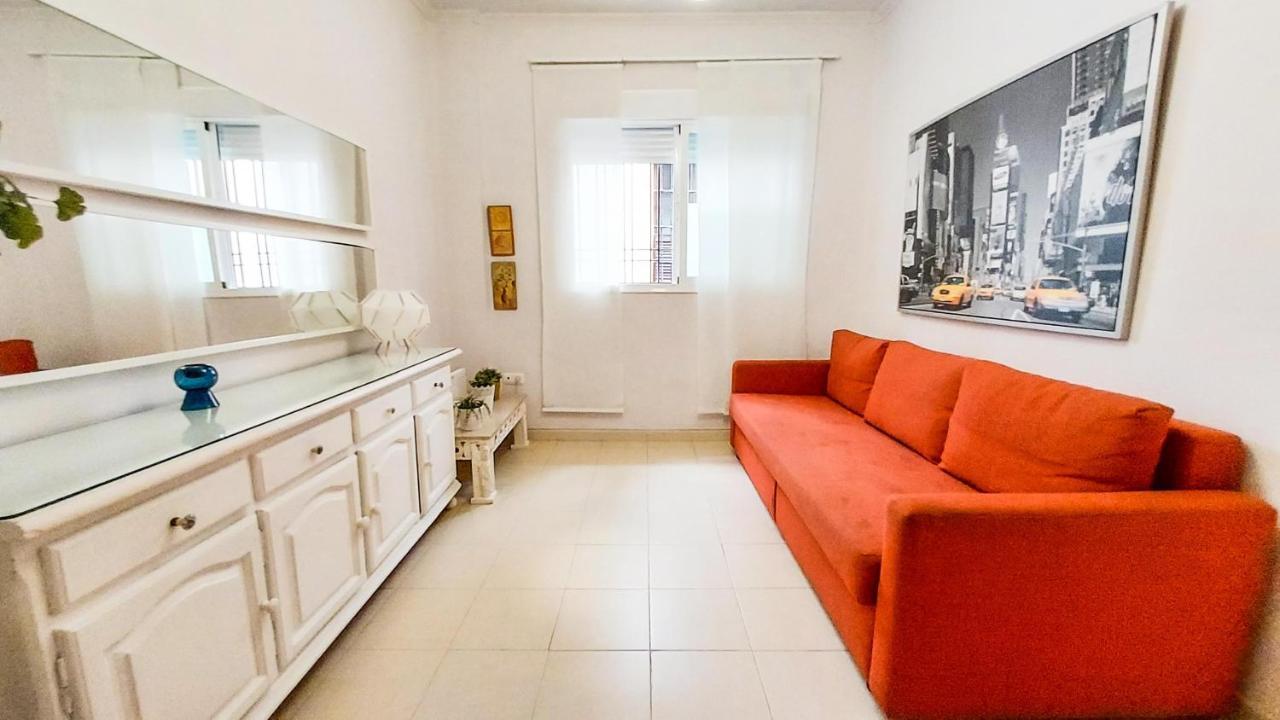 Apartment Street Teodosio - Center *