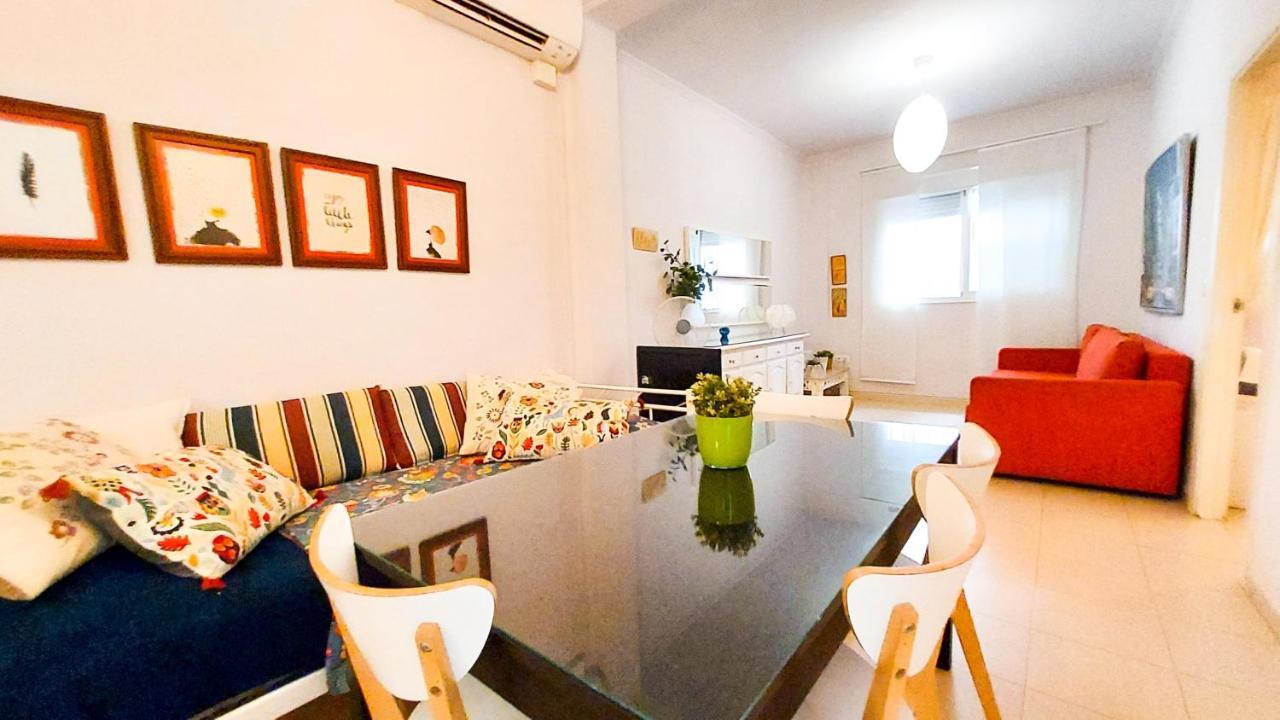 Apartment Street Teodosio - Center *