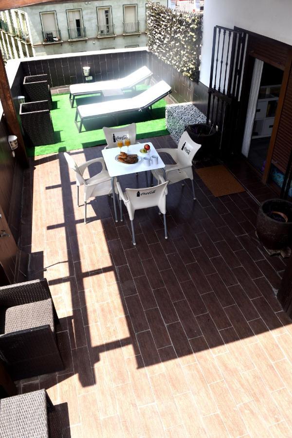 Apartamento ático Céntrico Plaza Moravia ,san Julian. Sevilla