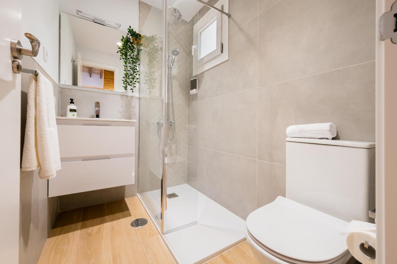 Precioso En Triana Dos Habitaciones. Apartamento Sevilla
