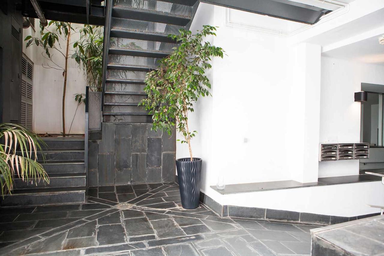 Charming With Pool And Garage Apartamento *