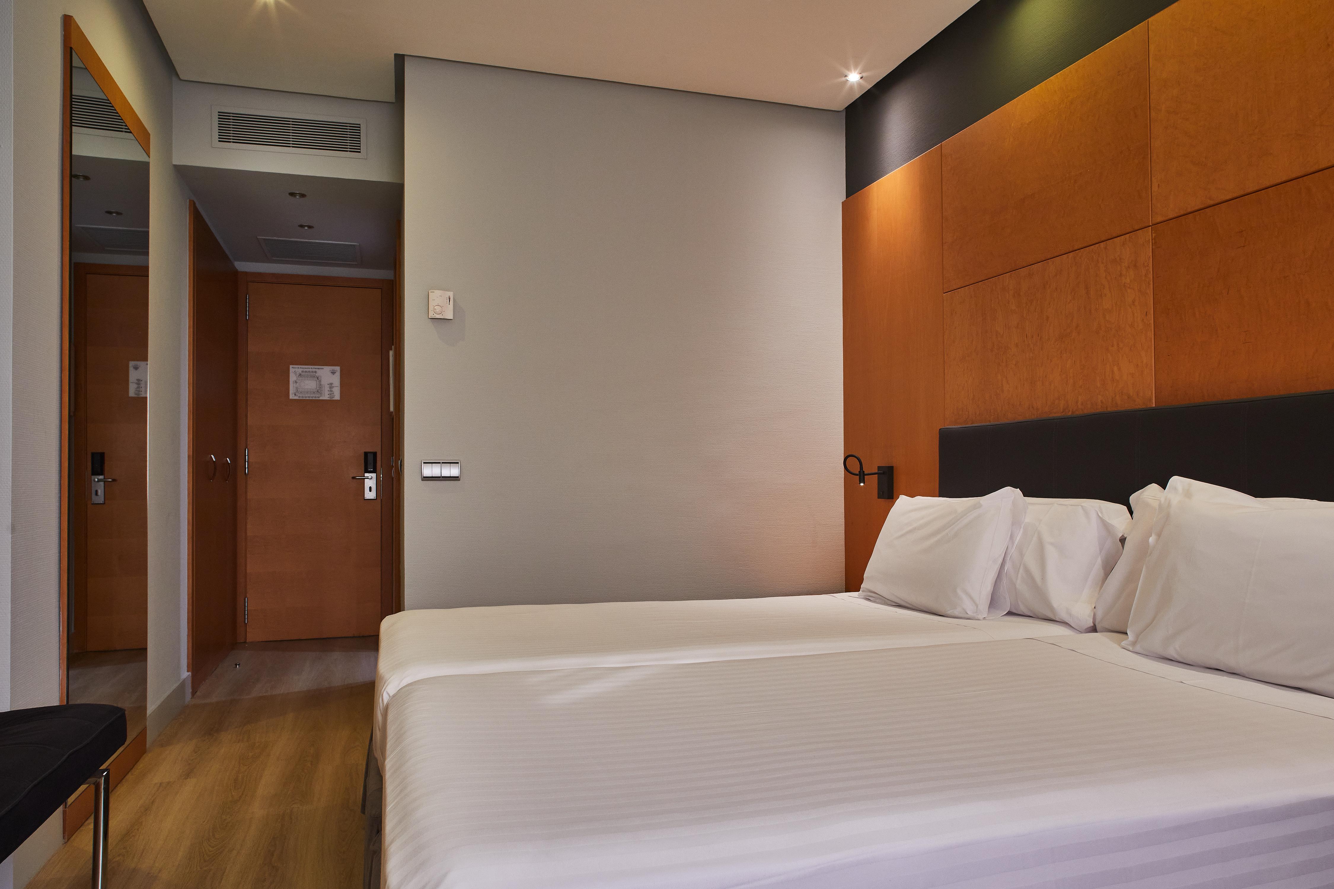 Silken Al-andalus Palace Hotel 4*