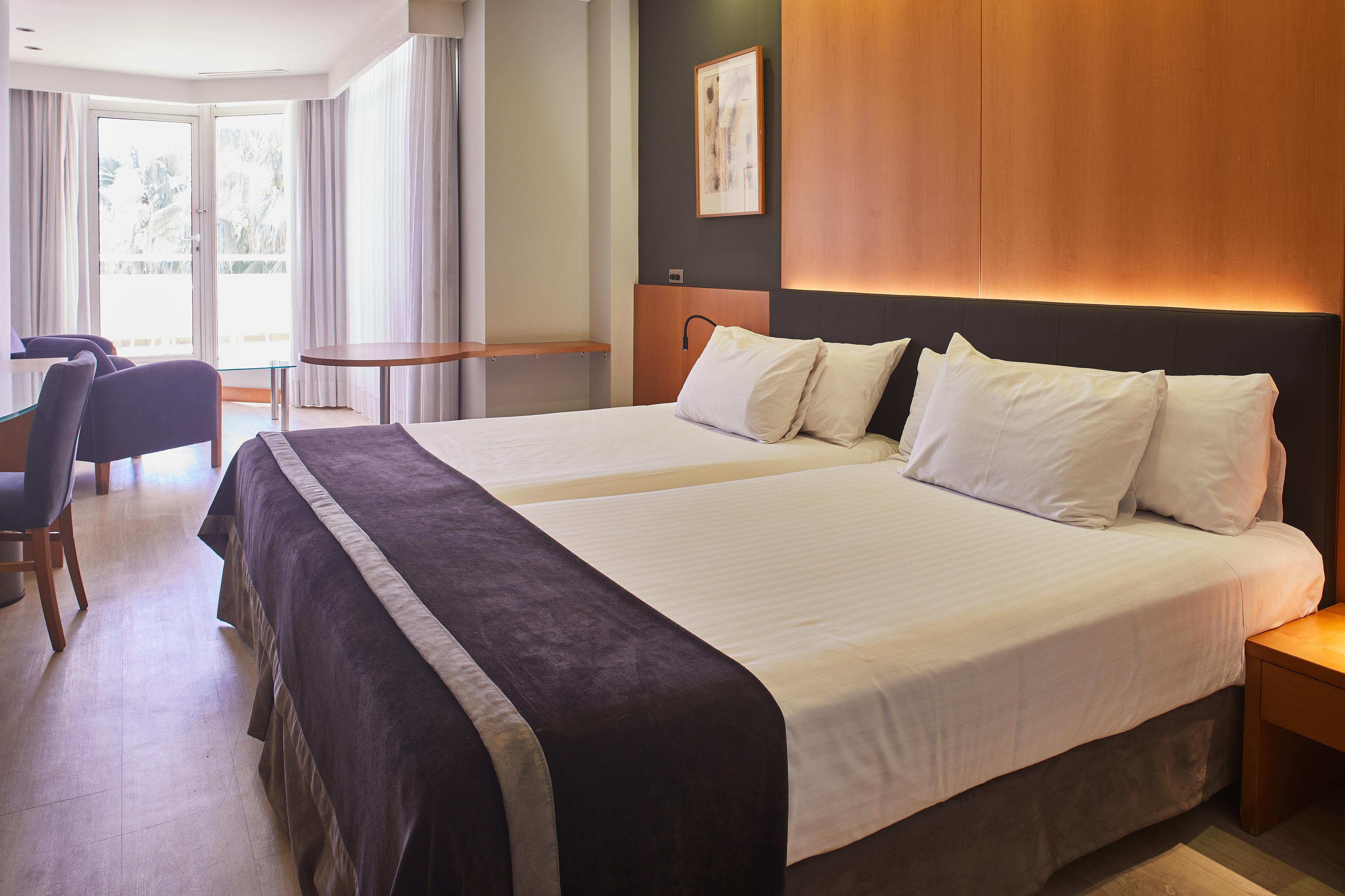 Silken Al-andalus Palace Hotel 4*