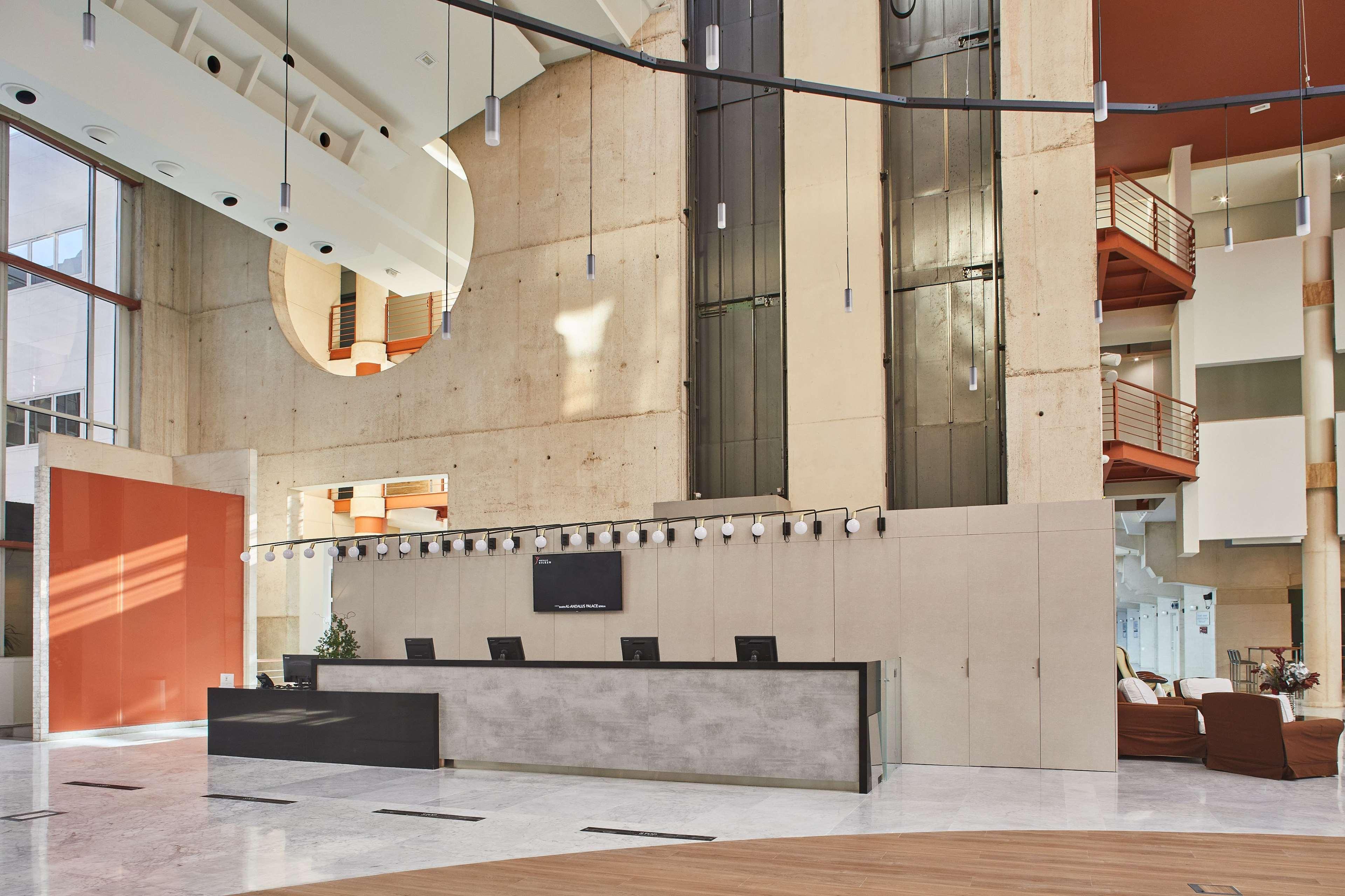 Hotel Silken Al-andalus Palace 4*