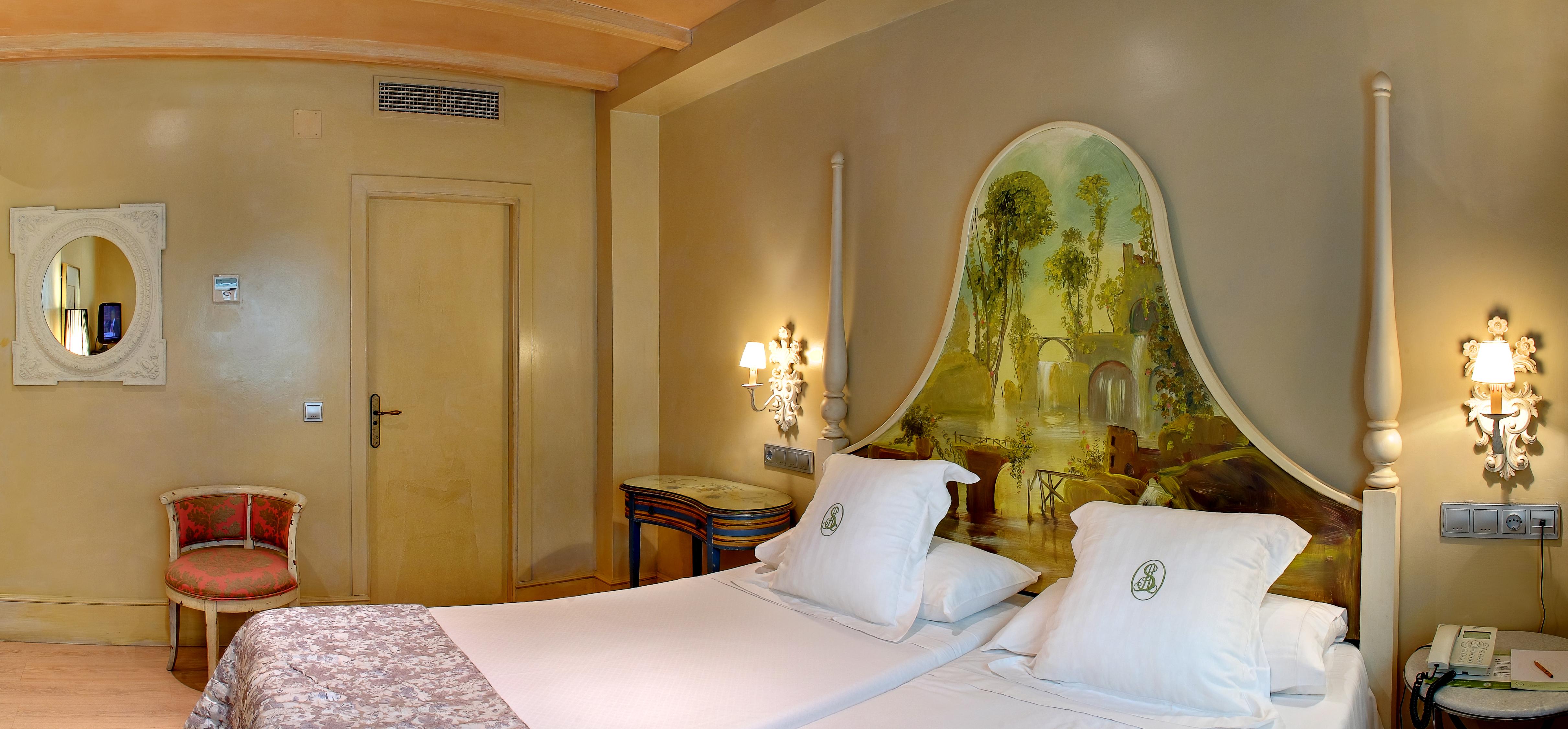 Sacristia De Santa Ana Hotel 3*