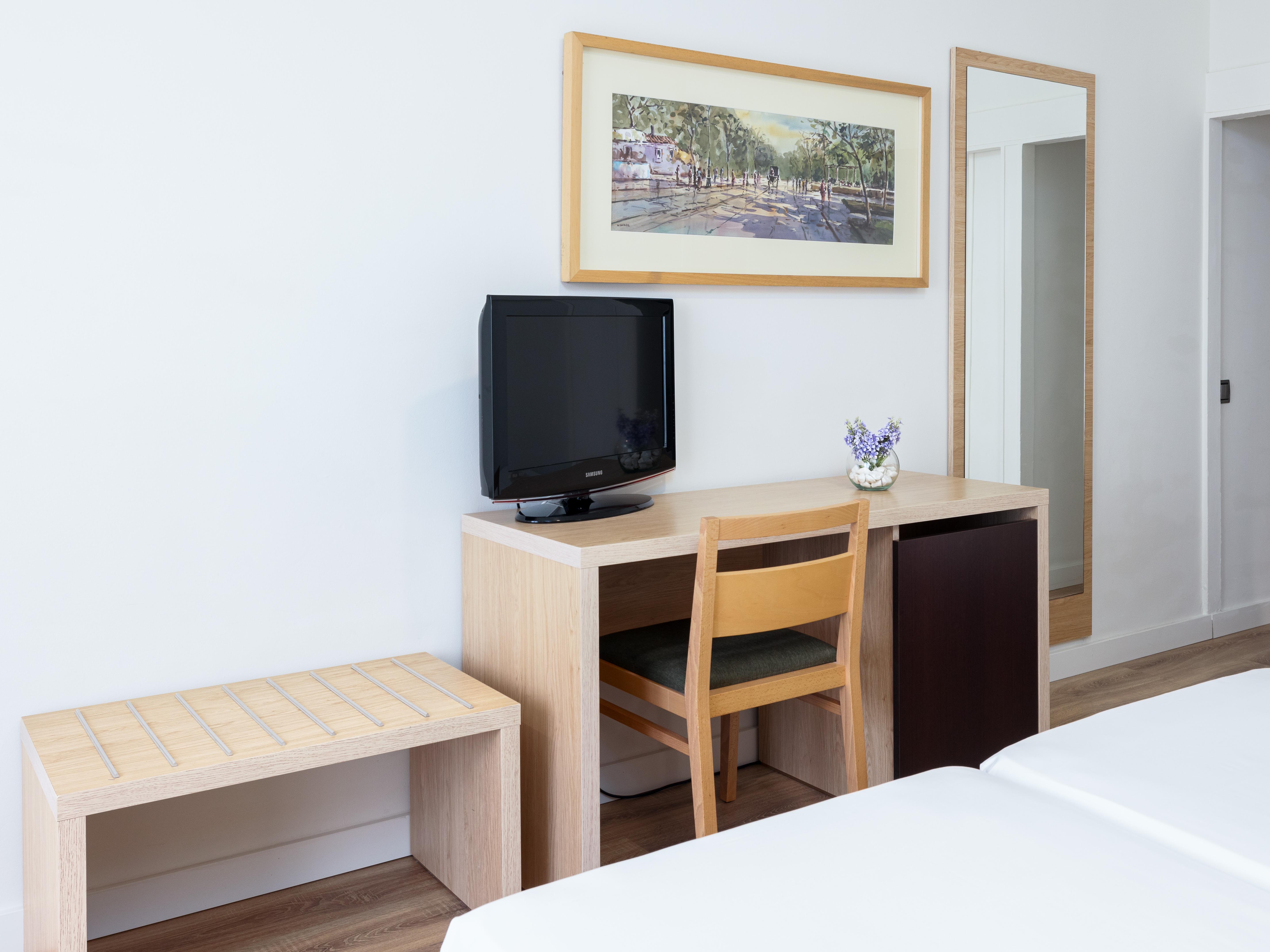Hotel Virgen De Reyes 4*