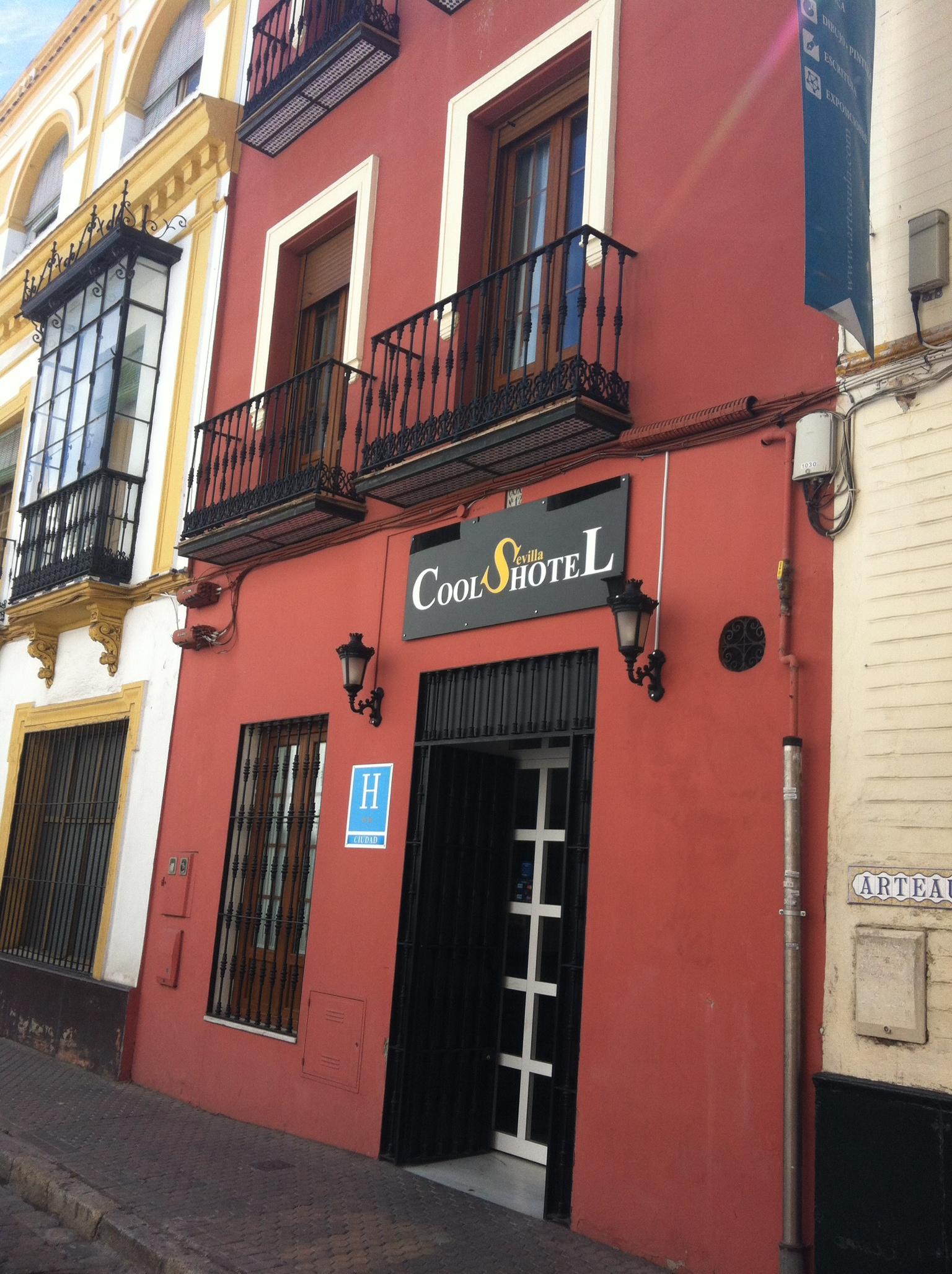 Cool Hotel