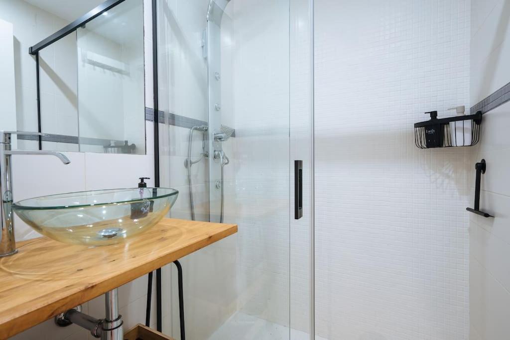 New In Traditional Building Of The Xvi Century Apartment Seville
