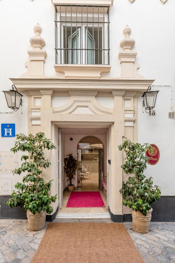 Nuea Santa Cruz Guest house 2*
