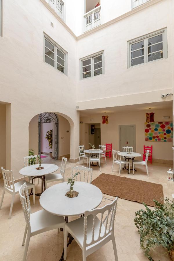 Guest house Nuea Santa Cruz 2*