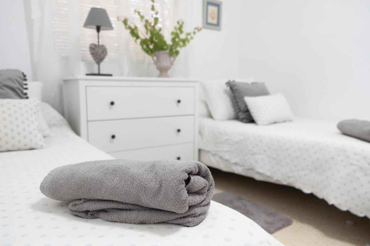 Agradable Con Piscina Holiday home