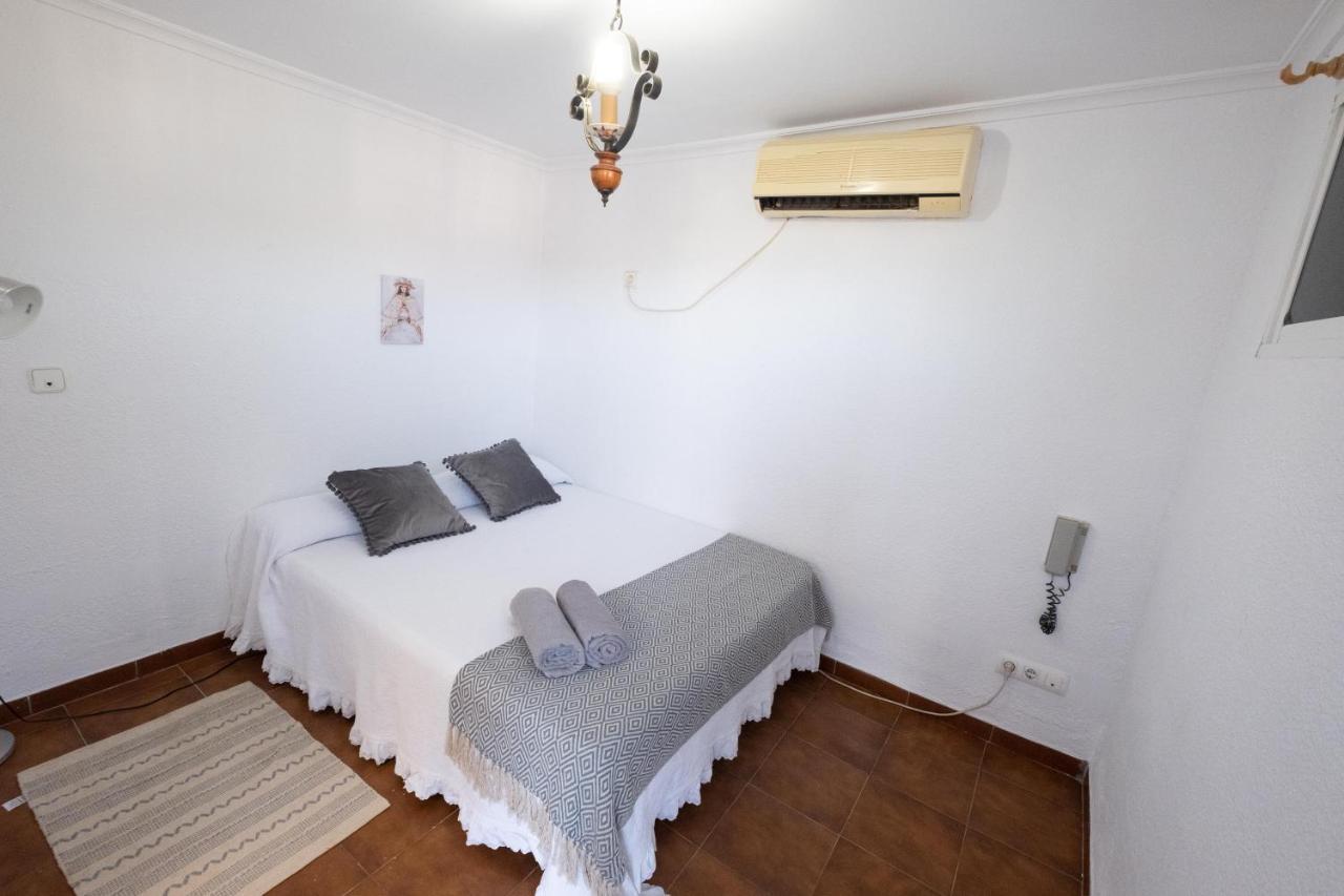 Agradable Con Piscina Holiday home