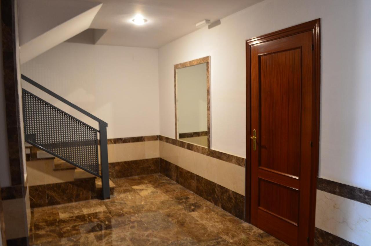 Bonito Zona Hospital Y Centro Comercial Lagoh Sevilla