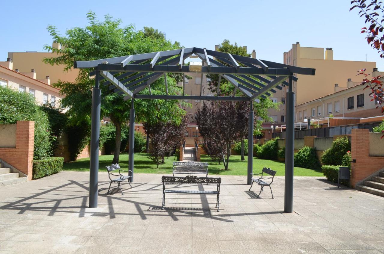 Bonito Zona Hospital Y Centro Comercial Lagoh Apartamento Sevilla