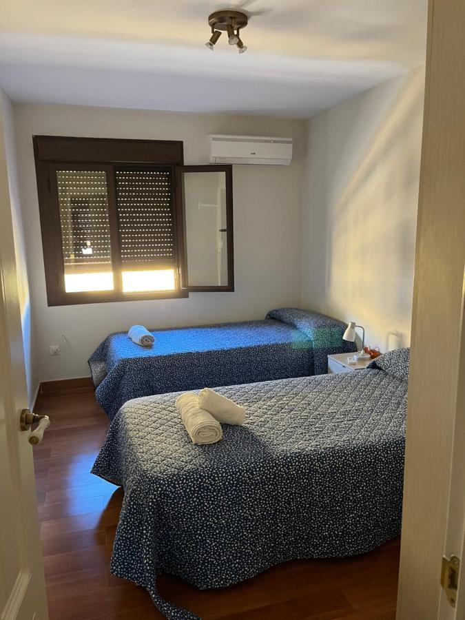 Apartment En Luis Montoto, Nervion. Centrico *