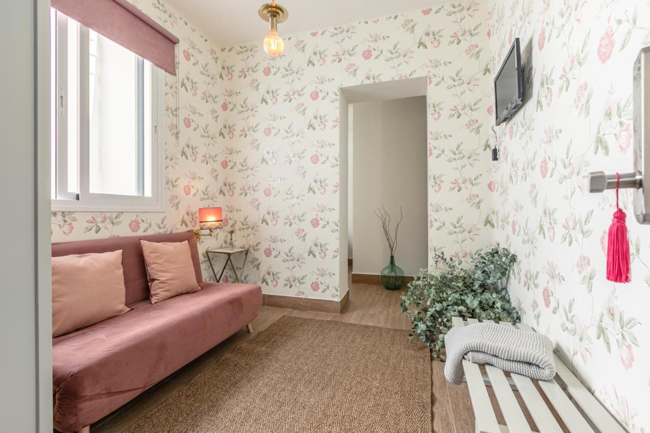 Nuea Santa Cruz Guest house 2*
