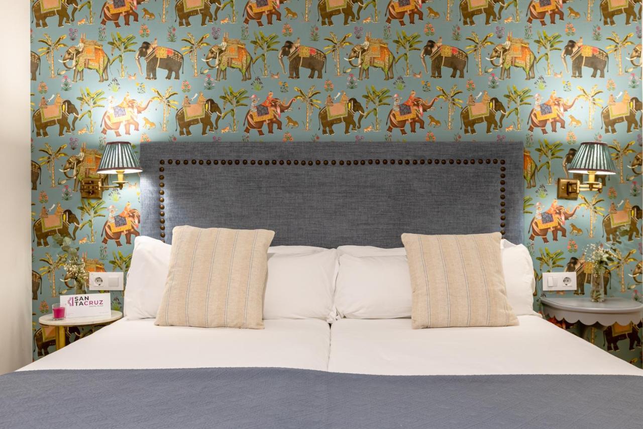 Nuea Santa Cruz Guest house 2*