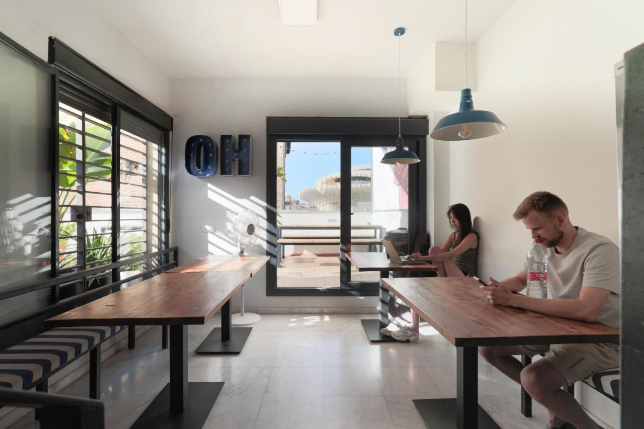 Hostal Joy Setas Coworking *