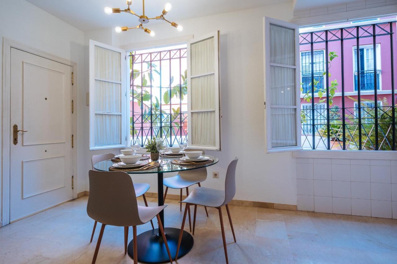 Lirio - Private Parking Included Sevilla