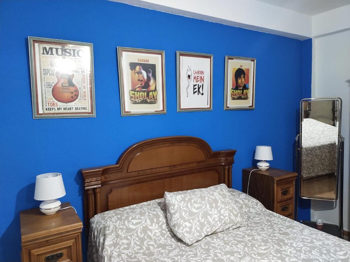 An Indian Bollywood Experience - For Families, Couples & Business Trips Apartamento Sevilla