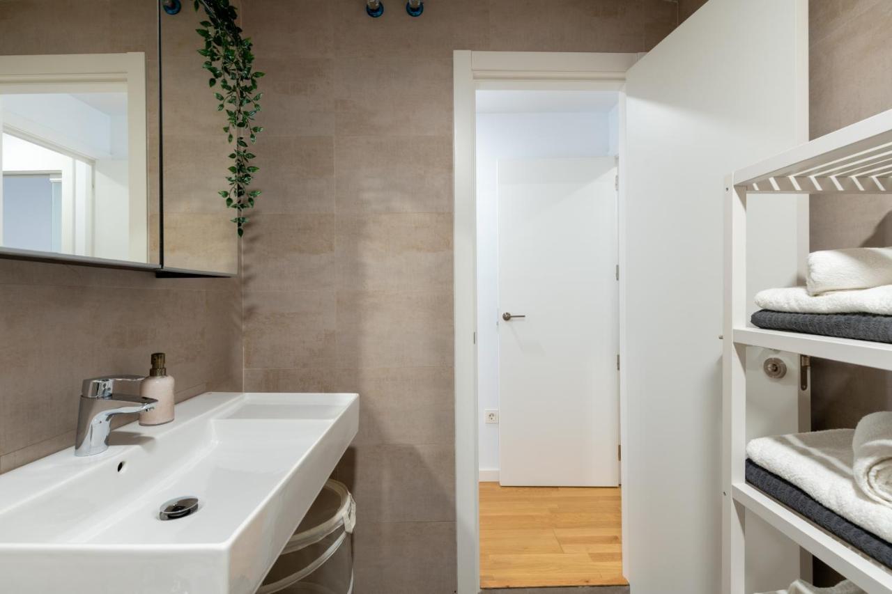 Piso Nuevo En Triana Apartamento *