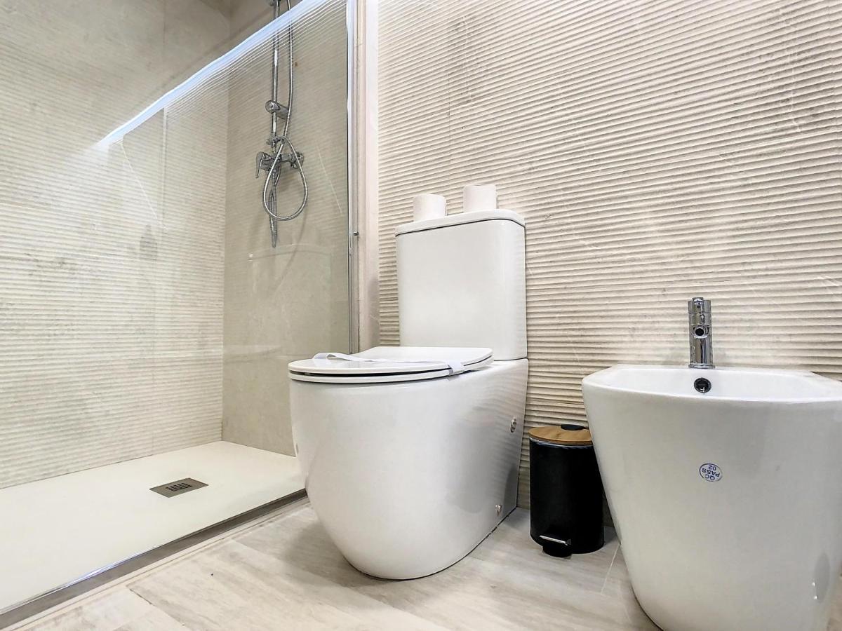 Apartcity Triana *