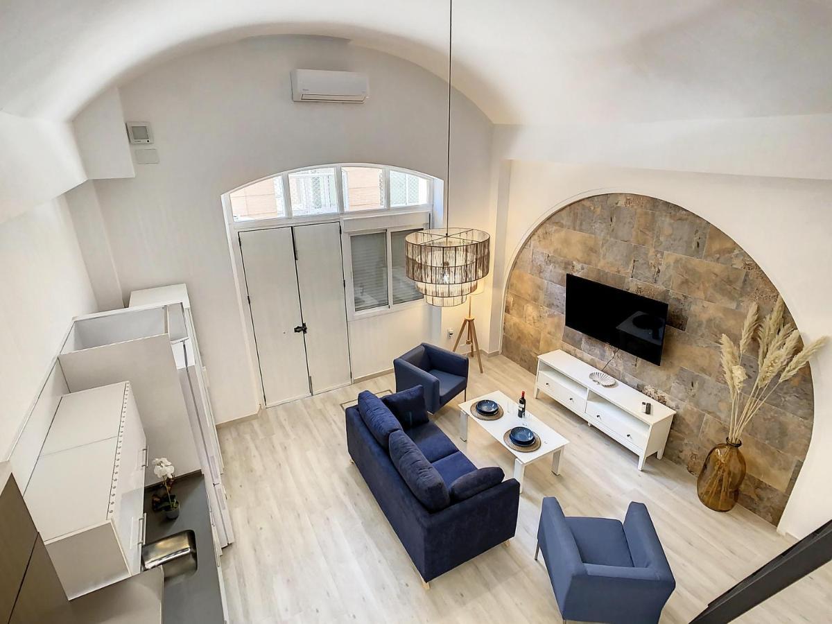 Apartcity Triana Sevilla