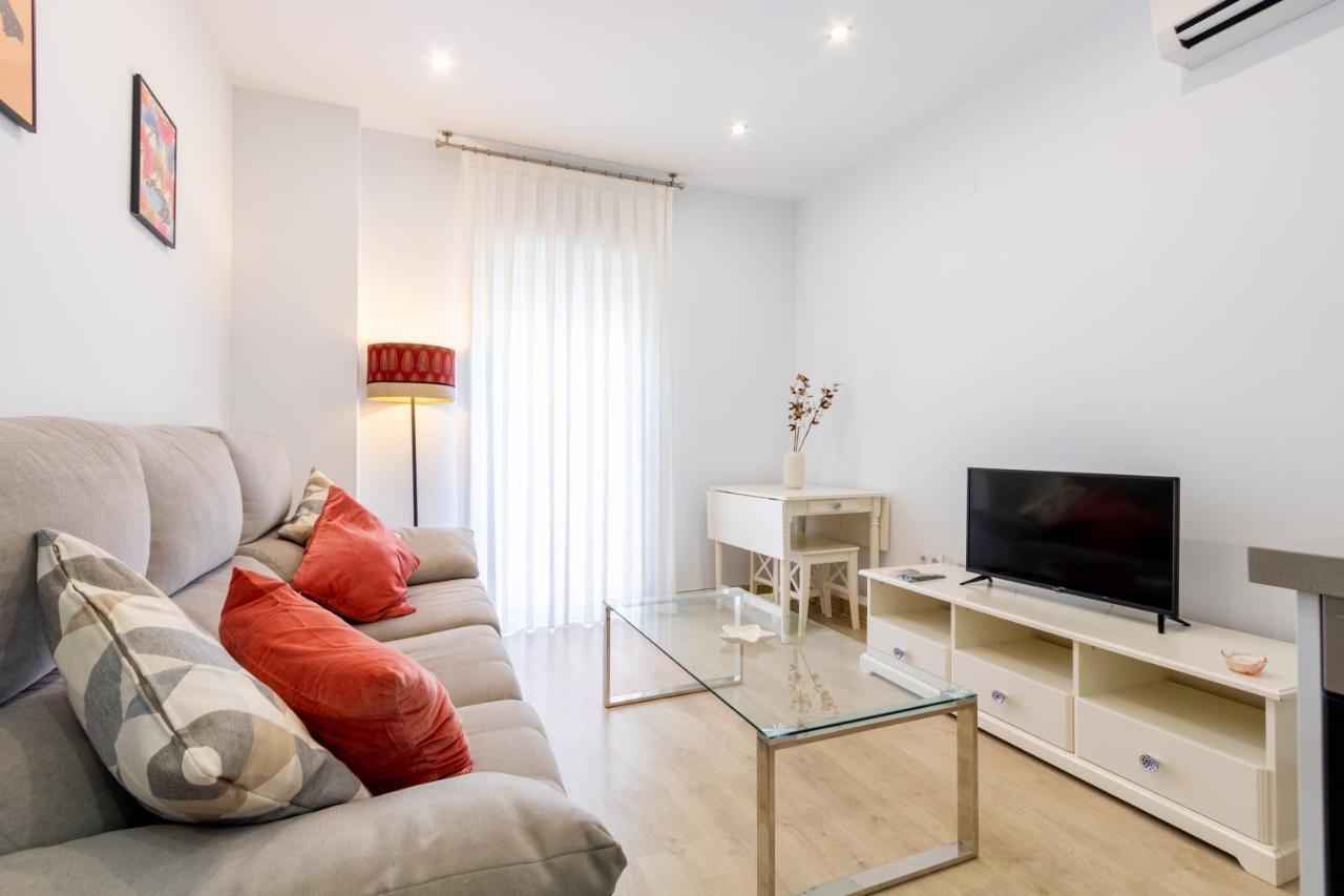 Charming 2 Bedroom Apartment Triana Bridge By Ocityzen Apartment