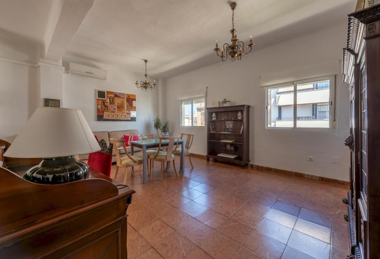 Apartamento Wide And Traditional- 2bd 1bth- Gavidia Sevilla