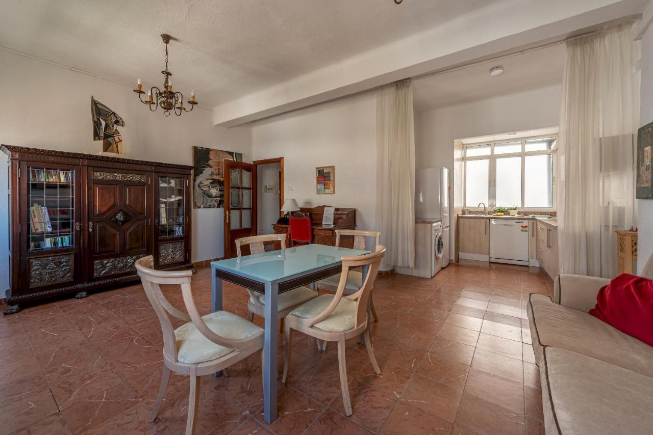 Wide And Traditional- 2bd 1bth- Gavidia Apartamento *