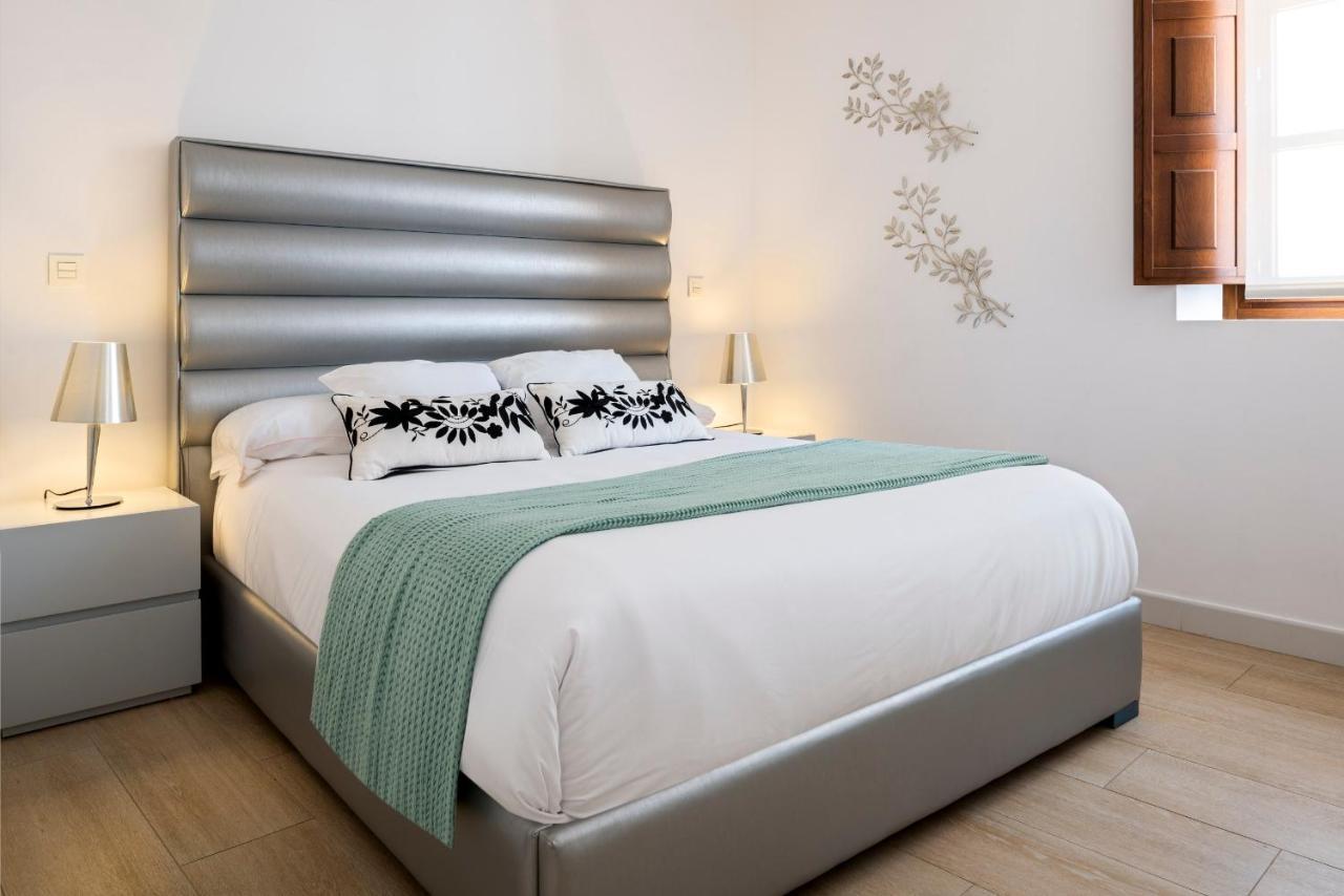 Apartamento Palacio Del Siglo Xvii Frente A Jardines De Murillo Sevilla