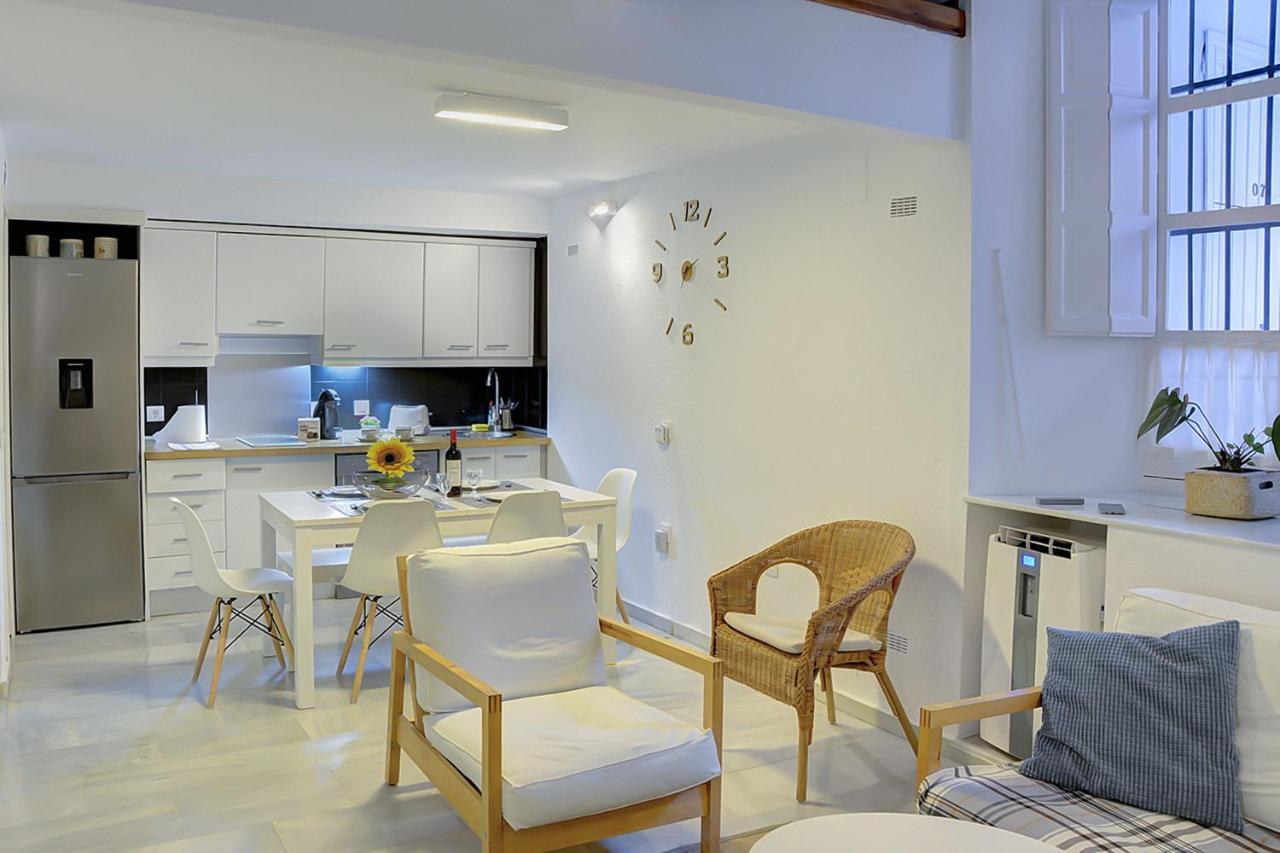 Triplex San Isidoro Seville