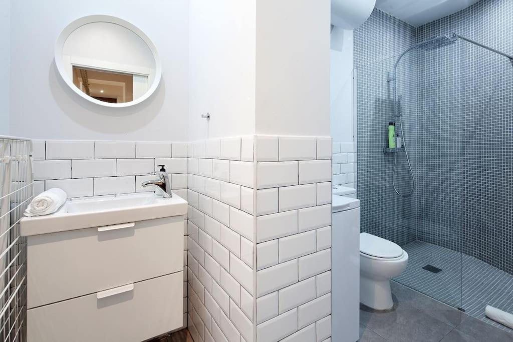Loft Next To Calle Betis, Area Of Seville-sevillarooms