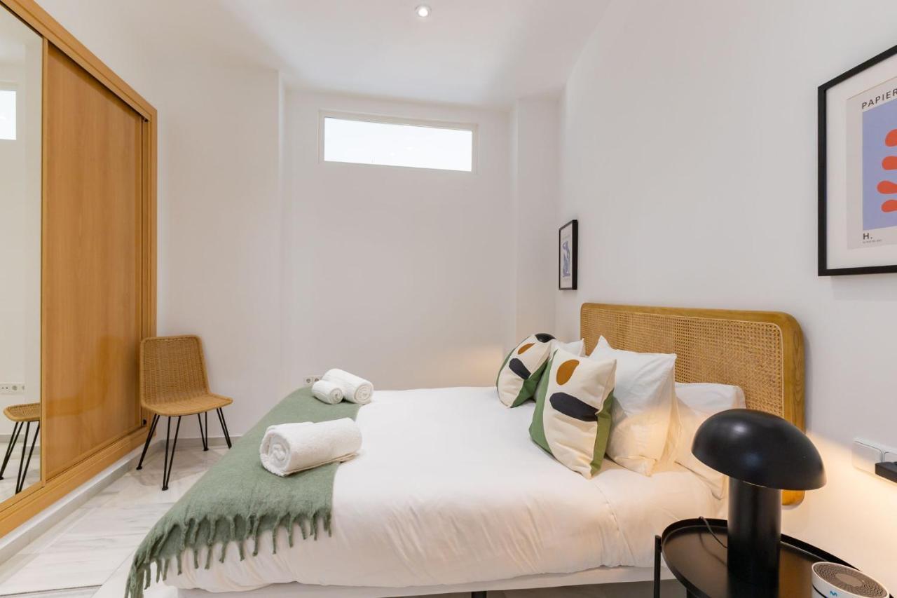 Terceros Center Deluxe By Valcambre * Sevilla