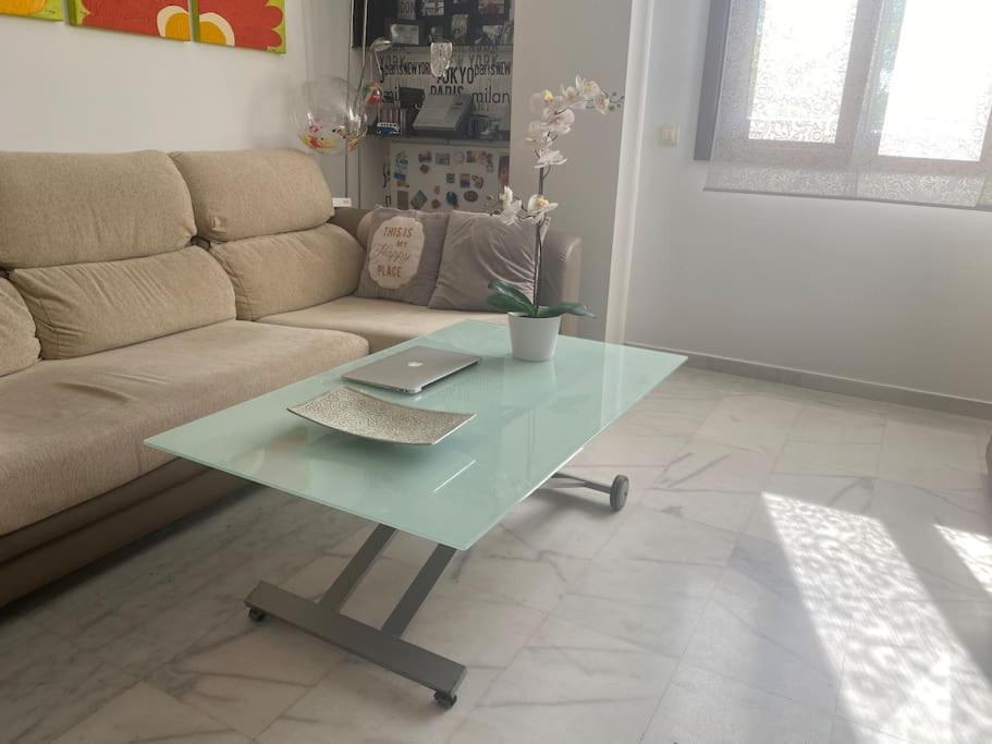 Fibes Con Parking Gratis. Este. Apartamento *