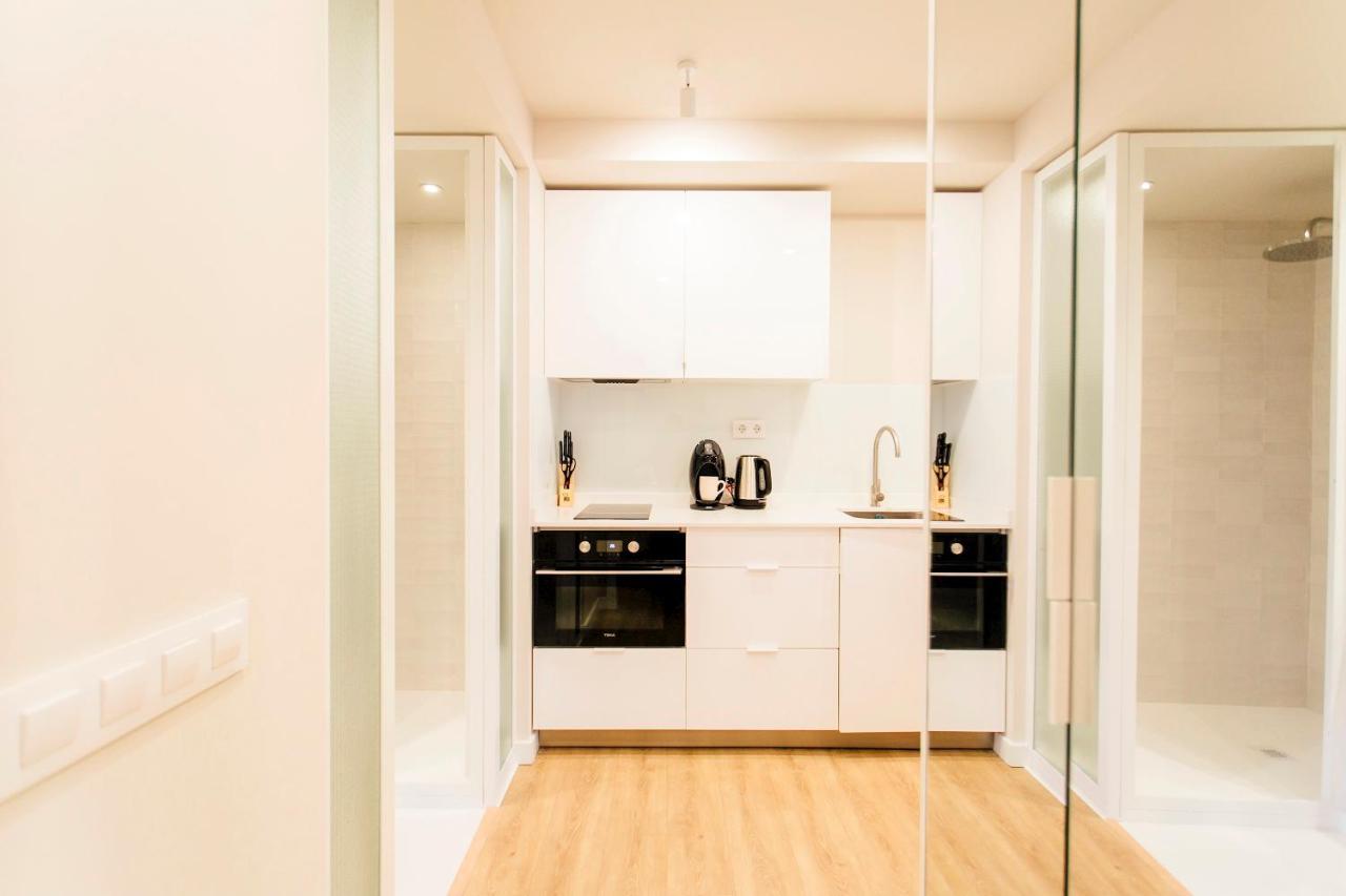 1bd 1bth - Center- Alfalfa * Sevilla