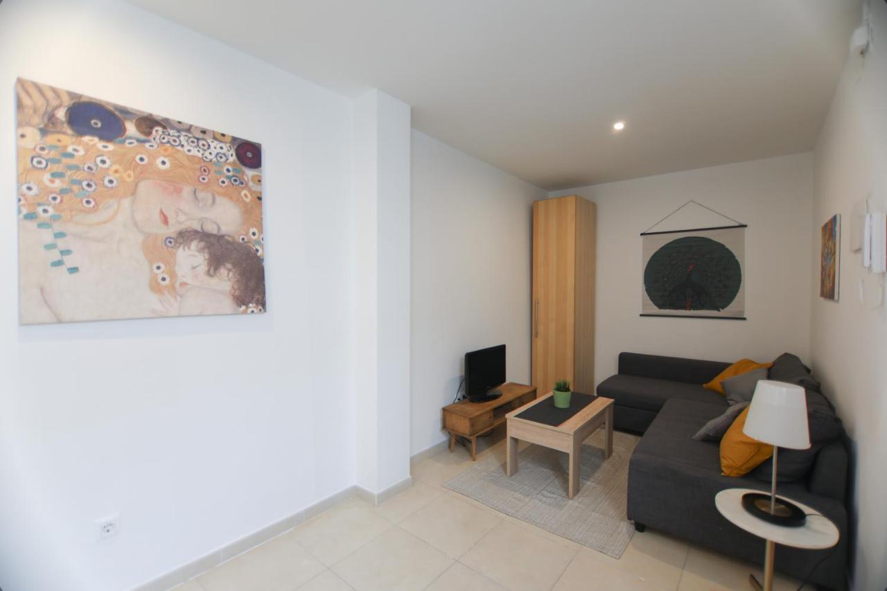 Rentalsevilla Descubriendo En Pareja Apartamento *