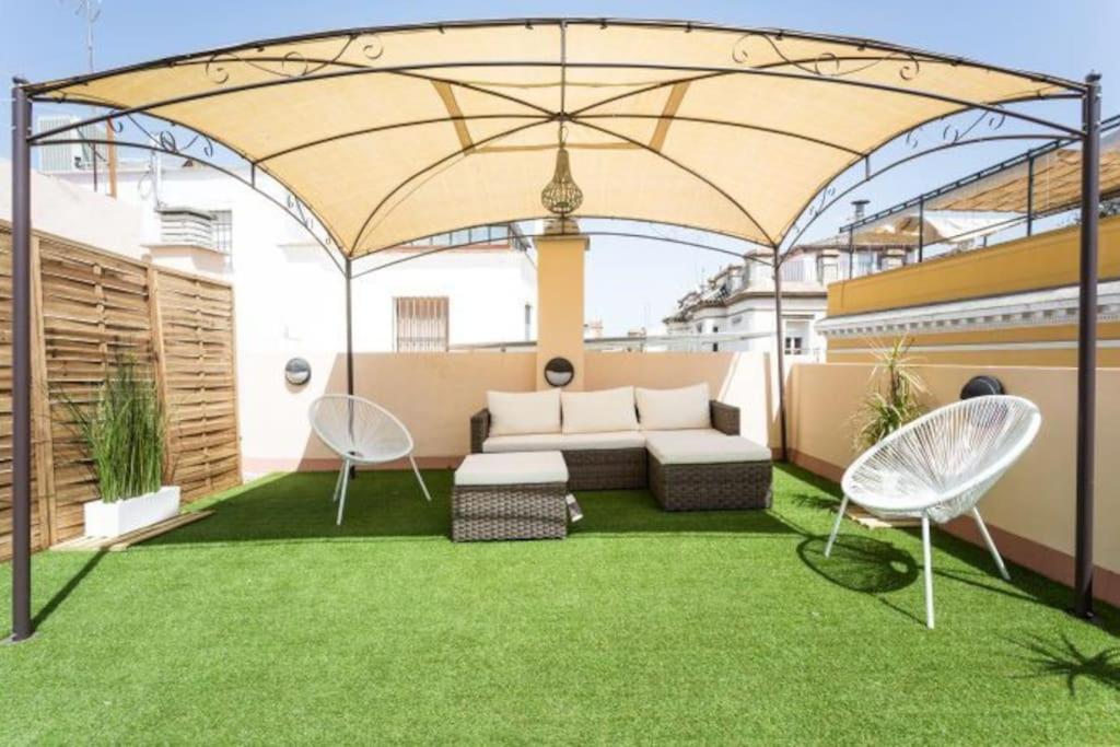 Esse ático. Precioso ático Con Terraza En Pleno Centro Sevilla