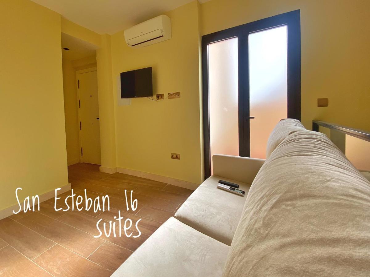 Triplex San Esteban 16 Señorial *