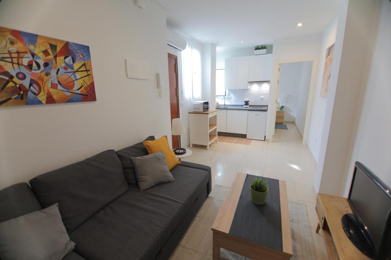 Rentalsevilla Descubriendo En Pareja Apartamento *