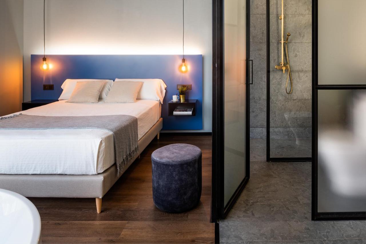 Muralla By Lola