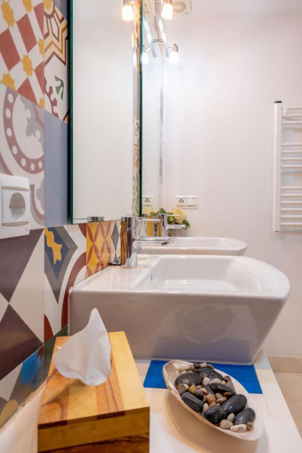 Descalzos Center By Valcambre Apartamento Sevilla