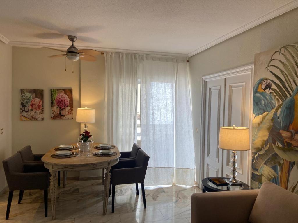 Precioso En Remedios, Centro De Apartamento Sevilla