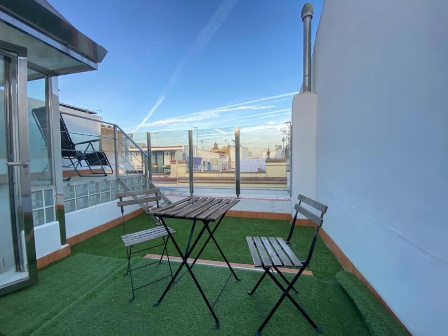 Luxury Complete Building In The Heart Of Сasa de vacaciones Sevilla